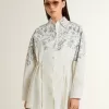 Abito corto da donna in cotone a righe bianche con stampa blu marino