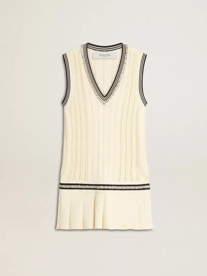 Abito da donna in cotone bianco consumato con bordi blu scuro e cristalli