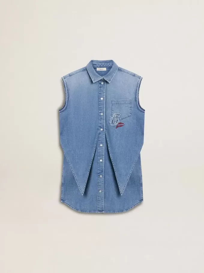 Abito in denim da bambina con nodo frontale e ricami Abito in denim da bambina con nodo frontale e ricami