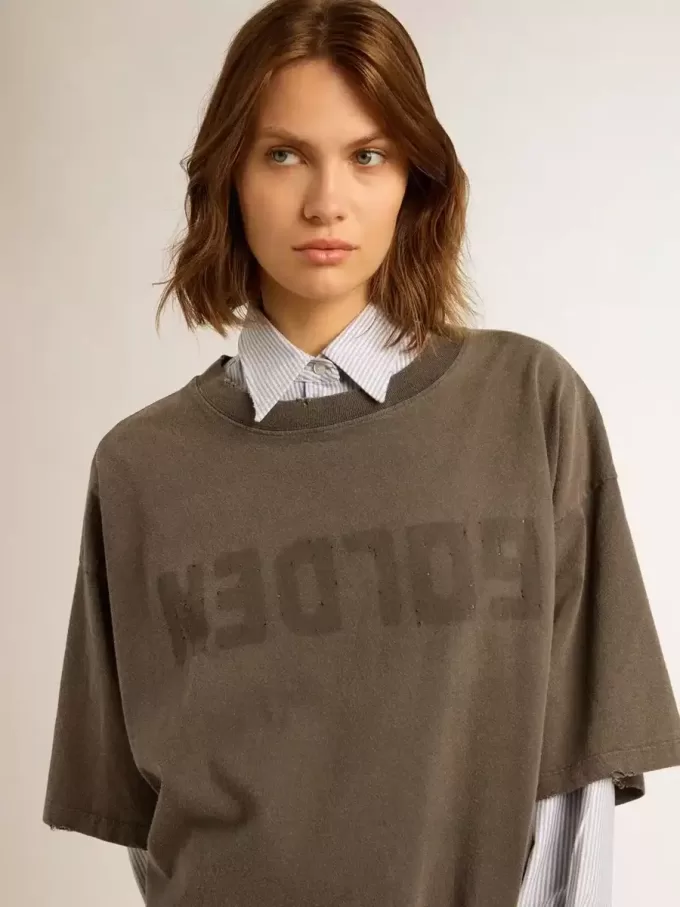 Abito T-shirt da donna grigio con effetto consumato