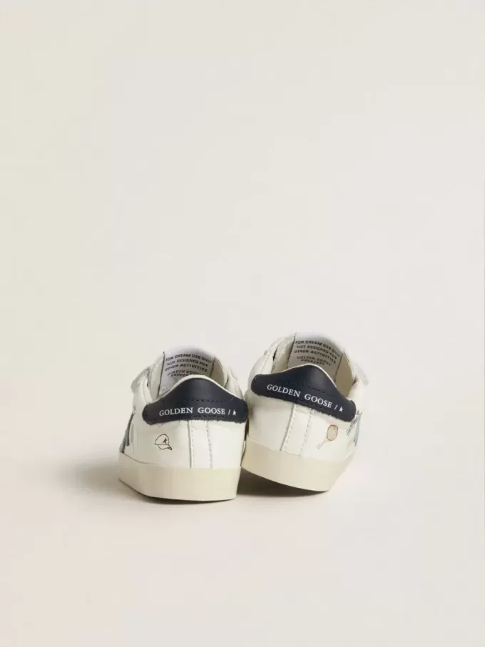 Baby School in nappa bianca con stella in pelle scamosciata azzurra e motivo tennis