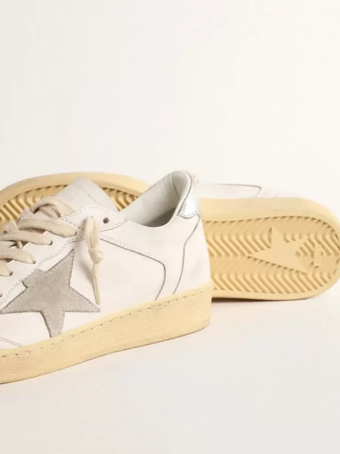 Ball Star con stella in pelle scamosciata e linguetta sul tallone in pelle metallizzata