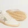 Ball Star con stella in pelle scamosciata grigio ghiaccio e linguetta sul tallone in pelle blu