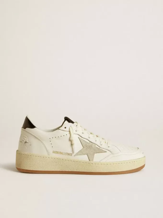 Ball Star con stella in pelle scamosciata grigio ghiaccio e linguetta sul tallone in pelle nera lucida