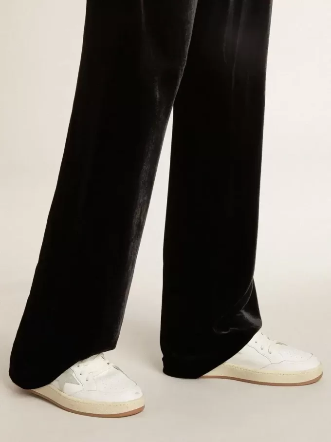 Ball Star con stella in pelle scamosciata grigio ghiaccio e linguetta sul tallone in pelle nera lucida