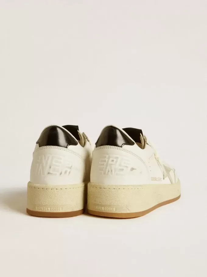 Ball Star da donna con stella in camoscio grigio ghiaccio e tallone in pelle nera lucida