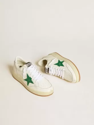 Ball Star da donna con stella in pelle verde e linguetta sul tallone in pelle metallizzata