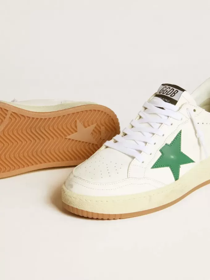 Ball Star da donna con stella in pelle verde e linguetta sul tallone in pelle metallizzata