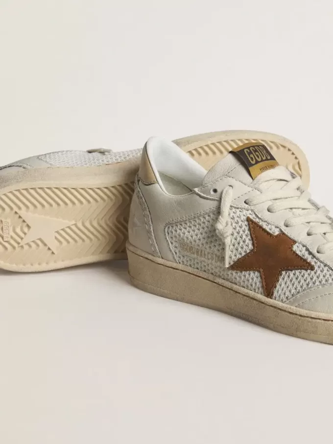 Ball Star da donna in nappa bianca e mesh con stella in nabuk color tabacco e linguetta sul tallone beige