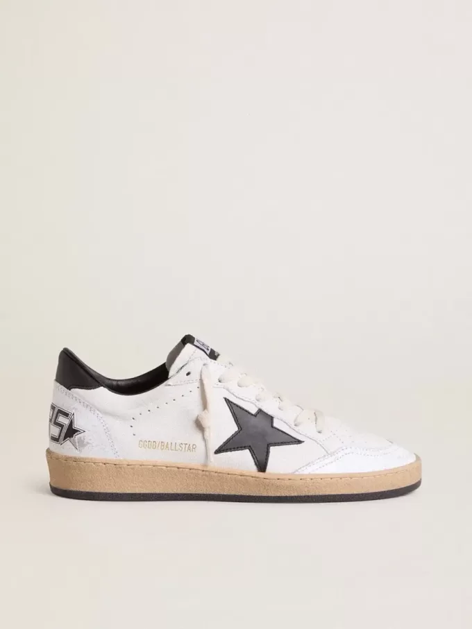 Ball Star da donna in nappa con stella nera e linguetta nera sul tallone