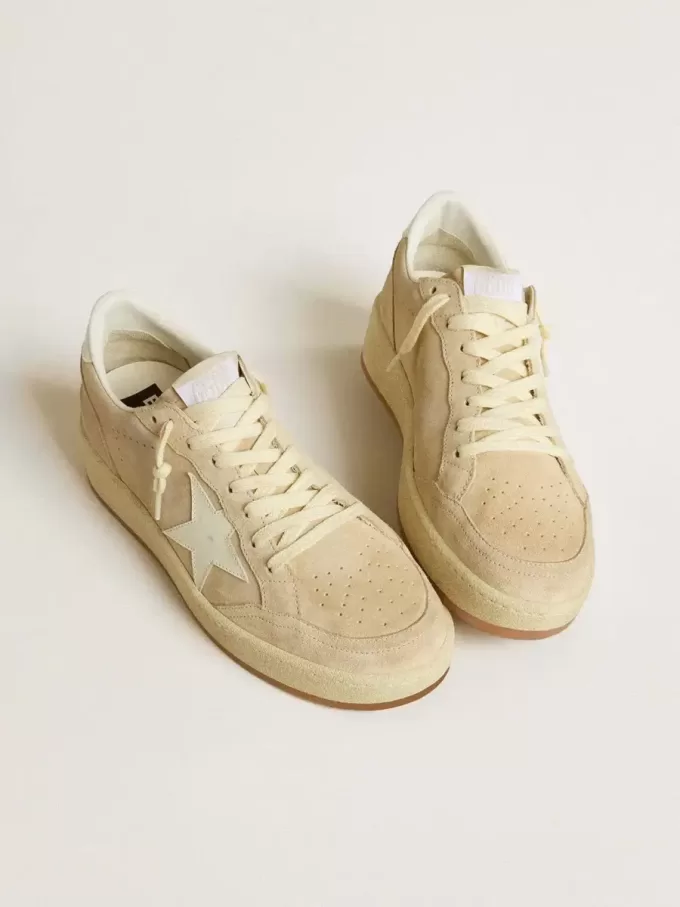 Ball Star da donna in pelle scamosciata beige con stella e linguetta sul tallone in pelle bianca
