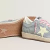 Ball Star da donna in pelle scamosciata blu polvere con stella in pelle color crema