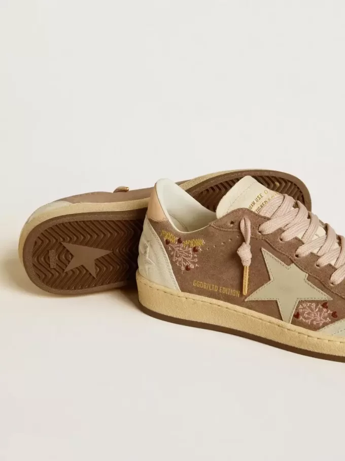 Ball Star da donna in pelle scamosciata marrone con stella e linguetta sul tallone in pelle