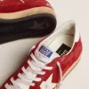 Ball Star da uomo in pelle scamosciata rosso scuro con stella bianca e linguetta sul tallone Ball Star da uomo in pelle scamosciata rosso scuro con stella bianca e linguetta sul tallone