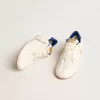 Ball Star in nappa traforata con stella bianca e linguetta sul tallone in nylon blu Ball Star in nappa traforata con stella bianca e linguetta sul tallone in nylon blu