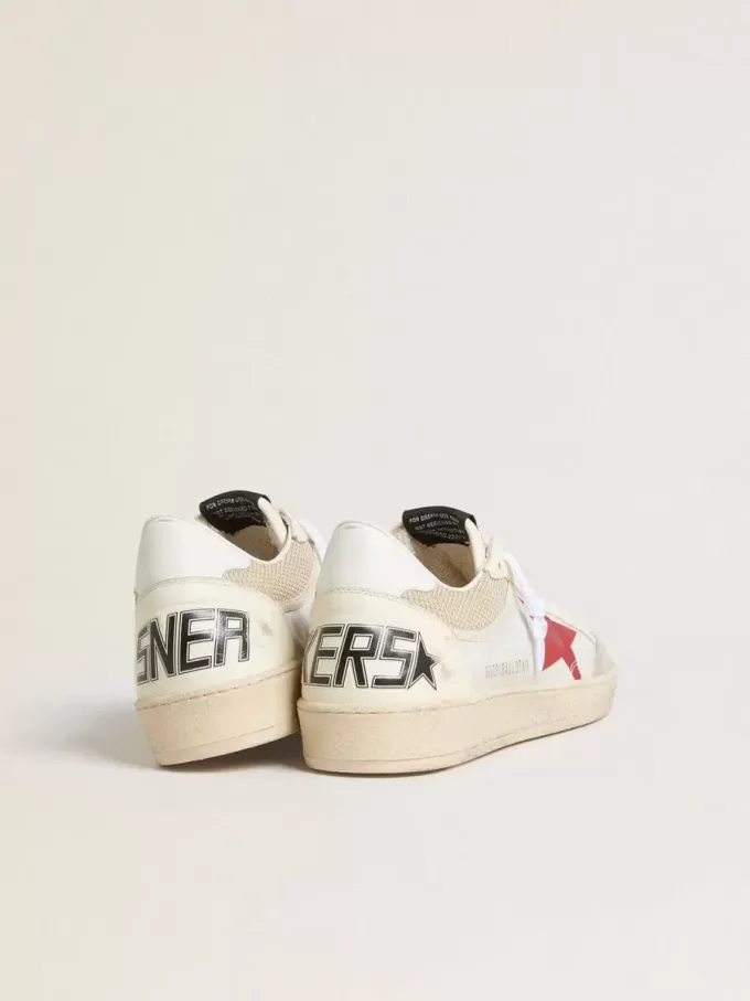 Ball Star in nylon e mesh bianco con stella in nylon rosso e linguetta sul tallone in pelle bianca
