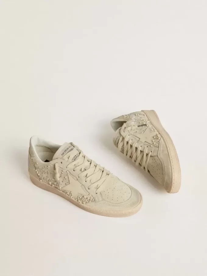 Ball Star in pelle scamosciata con cristalli Swarovski, perle e stella in pelle