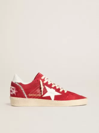 Ball Star in pelle scamosciata rossa con stella e linguetta sul tallone in pelle bianca