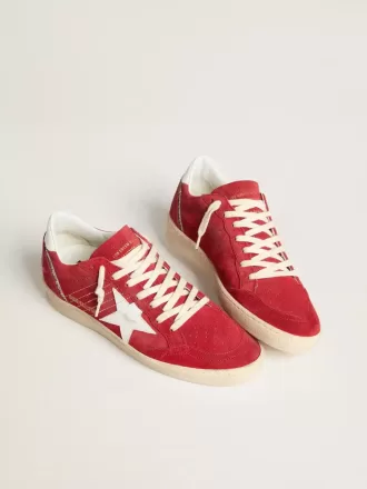 Ball Star in pelle scamosciata rossa con stella e linguetta sul tallone in pelle bianca