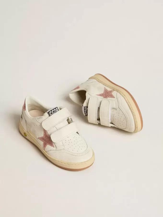 Ball Star Junior in nappa con stella glitterata rosa pesca e linguetta sul tallone Ball Star Junior in nappa con stella glitterata rosa pesca e linguetta sul tallone
