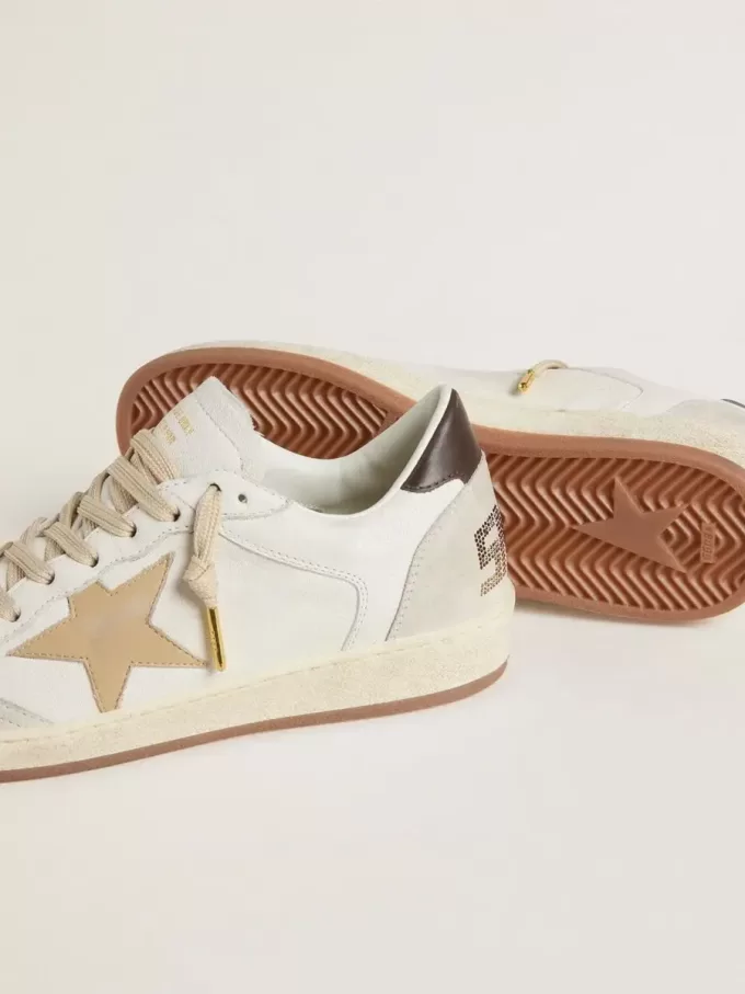 Ball Star LTD da donna con stella dorata e linguetta nera sul tallone Ball Star LTD da donna con stella dorata e linguetta nera sul tallone