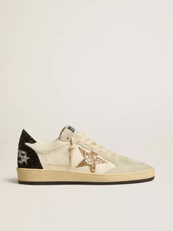 Ball Star LTD da donna in nappa e pelle scamosciata con stella glitterata e linguetta nera sul tallone Ball Star LTD da donna in nappa e pelle scamosciata con stella glitterata e linguetta nera sul tallone
