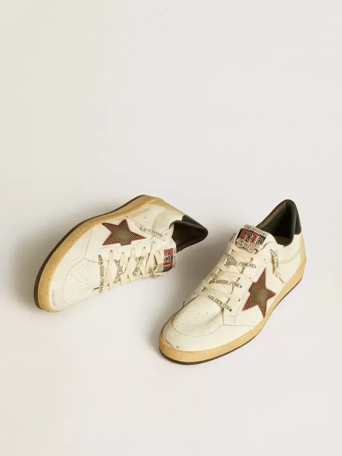 Ball Star LTD da uomo con stella in mesh e linguetta sul tallone in pelle blu notte Ball Star LTD da uomo con stella in mesh e linguetta sul tallone in pelle blu notte