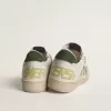 Ball Star LTD in mesh e pelle nappa con stella in pelle grigia e linguetta sul tallone in pelle scamosciata verde Ball Star LTD in mesh e pelle nappa con stella in pelle grigia e linguetta sul tallone in pelle scamosciata verde