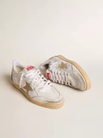 Ball Star LTD in pelle cracklé bianca e mesh con stella in pelle scamosciata Ball Star LTD in pelle cracklé bianca e mesh con stella in pelle scamosciata