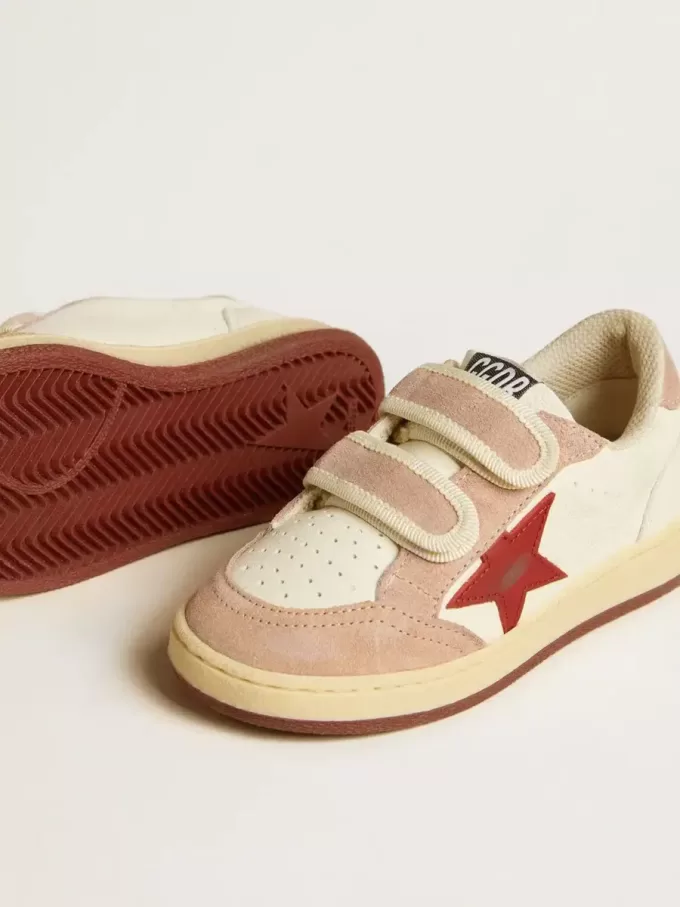 Ball Star Teen in nappa e pelle scamosciata con stella rossa e cuore rosso ricamato Ball Star Teen in nappa e pelle scamosciata con stella rossa e cuore rosso ricamato