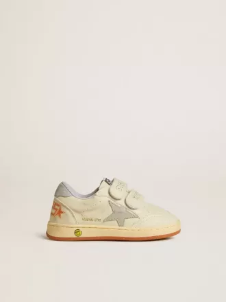 Ball Star Teen in pelle bianca con stella azzurro polvere e linguetta sul tallone