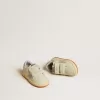 Ball Star Teen in pelle bianca con stella azzurro polvere e linguetta sul tallone