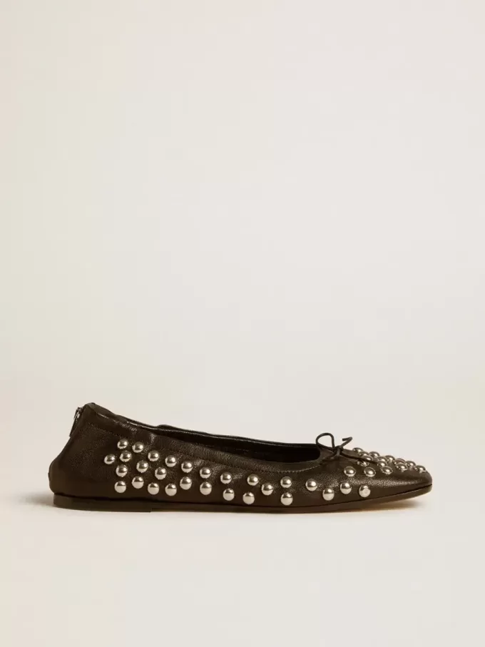 Ballerine Amy in nappa nera con borchie color argento