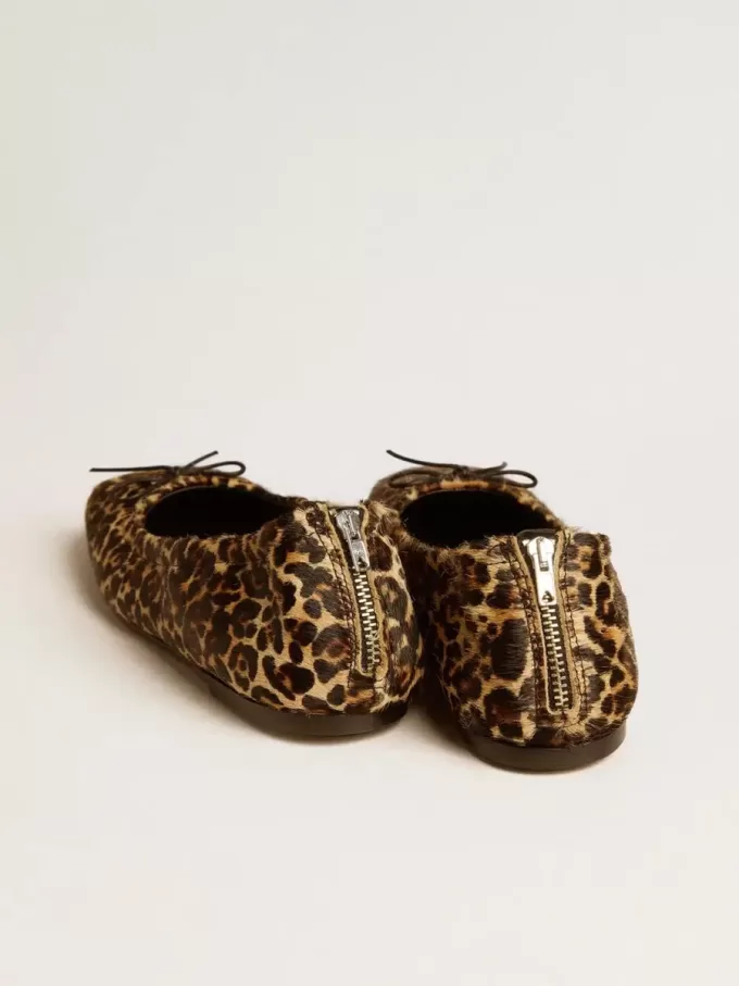 Ballerine Amy in pelle di cavallino beige con stampa leopardata