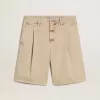 Bermuda da uomo in denim beige con finitura effetto vissuto