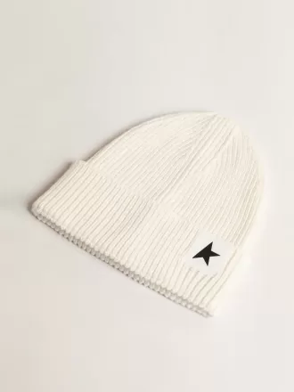 Berretto in cotone bianco sporco con stella nera a contrasto