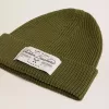 Berretto in cotone verde militare con etichetta applicata sul davanti Berretto in cotone verde militare con etichetta applicata sul davanti