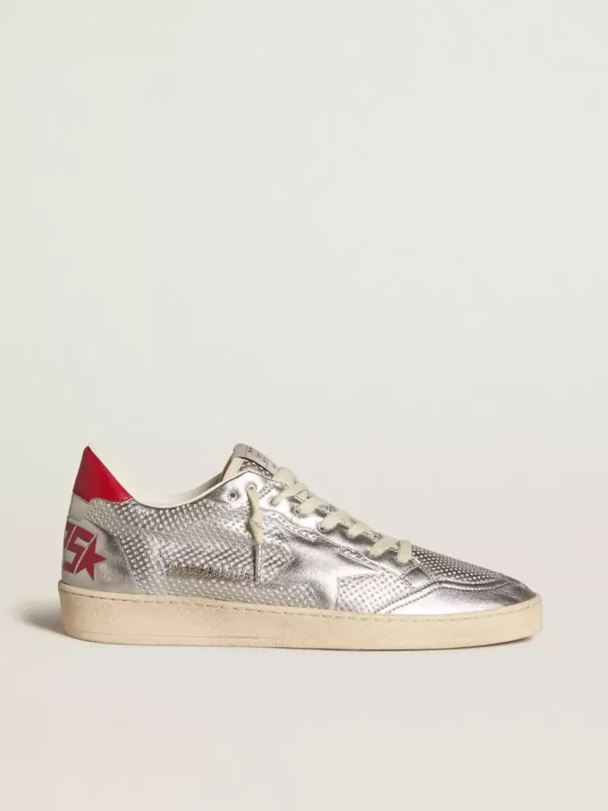 Bio-based Ball Star in argento metallizzato con stella argentata e linguetta rossa sul tallone