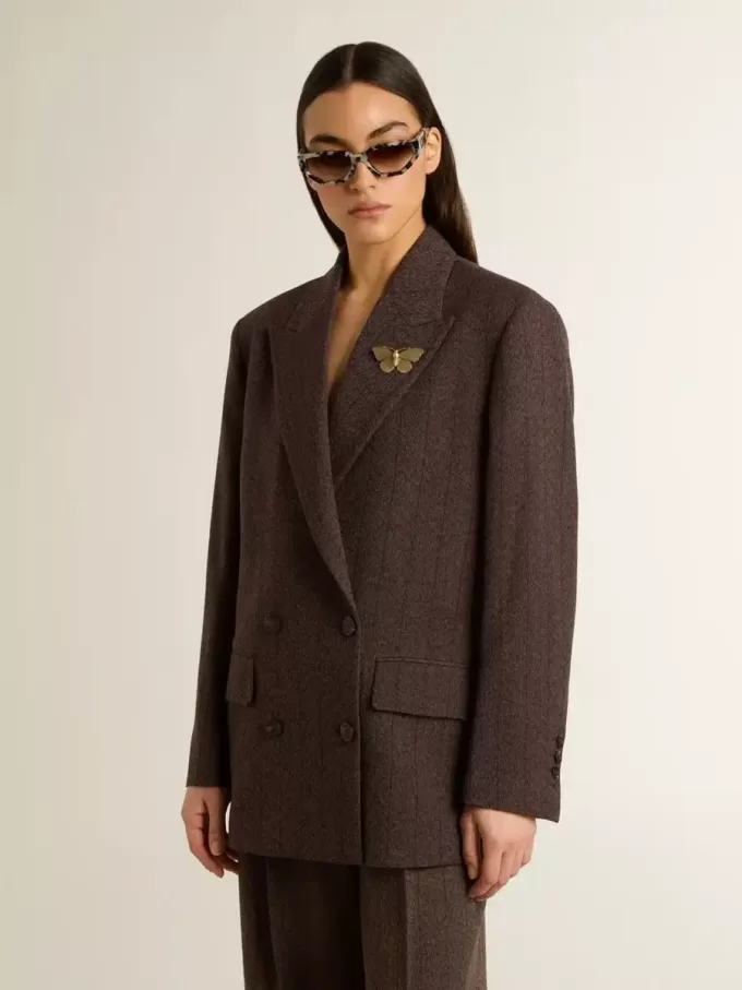 Blazer doppiopetto da donna in lana marrone scuro con motivo a righe sottili