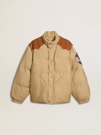 Bomber beige con dettagli in pelle e patch