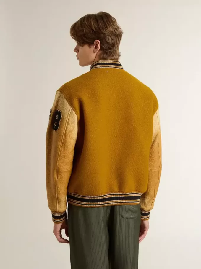 Bomber in lana giallo ocra con maniche in pelle