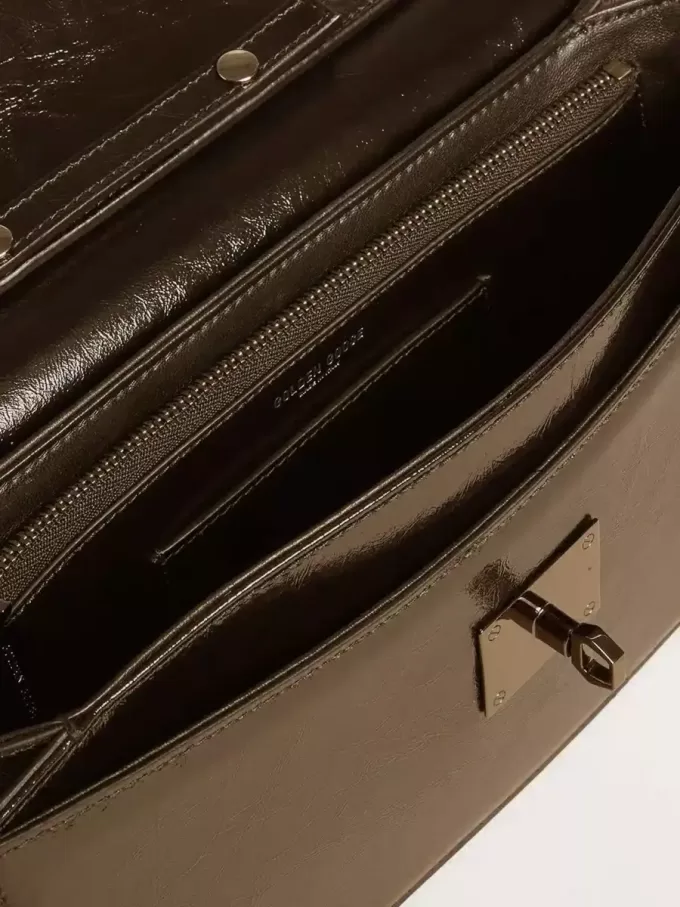 Borsa Gioia in pelle nera lucida con dettagli in metallo Borsa Gioia in pelle nera lucida con dettagli in metallo