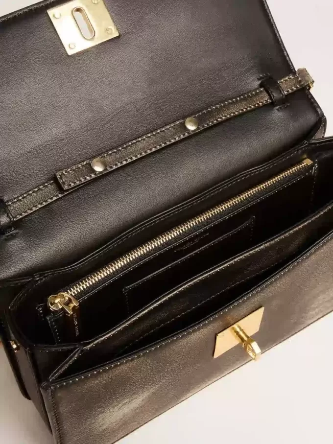 Borsa Gioia in pelle vintage nera con dettagli dorati Borsa Gioia in pelle vintage nera con dettagli dorati