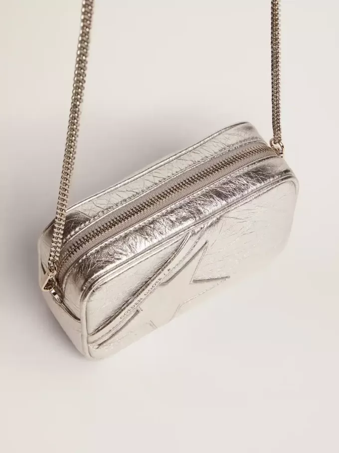 Borsa Mini Star da donna in pelle laminata argento con stella tono su tono Borsa Mini Star da donna in pelle laminata argento con stella tono su tono