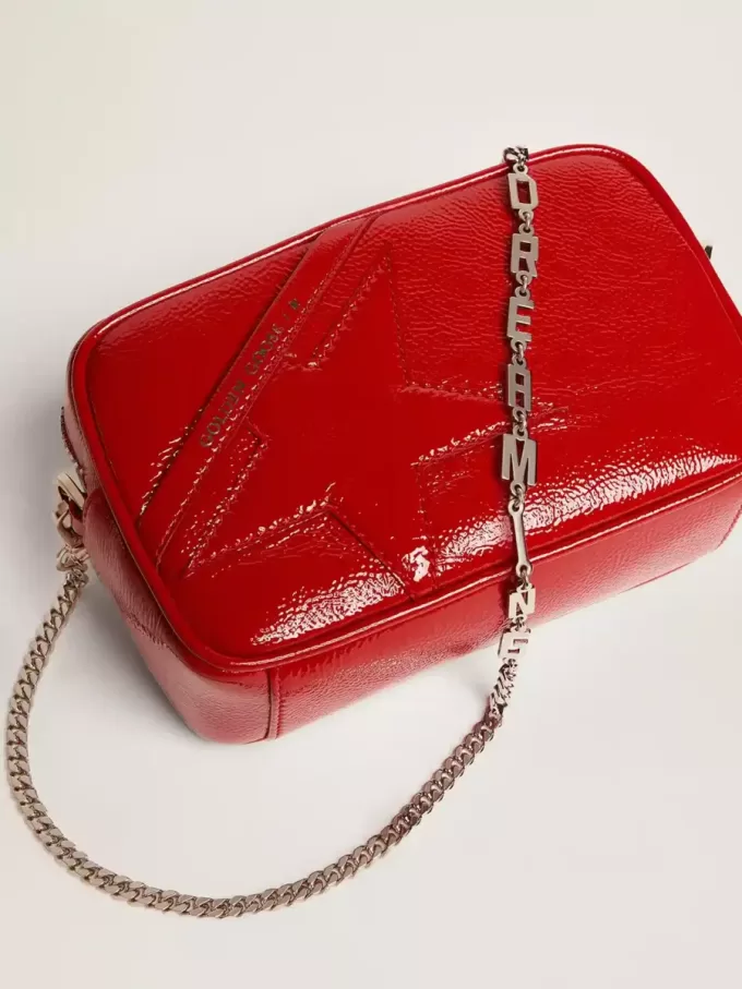Borsa Mini Star da donna in pelle verniciata rossa con stella tono su tono Borsa Mini Star da donna in pelle verniciata rossa con stella tono su tono