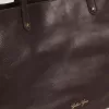 Borsa Pasadena in pelle martellata nera con logo dorato sul davanti Borsa Pasadena in pelle martellata nera con logo dorato sul davanti