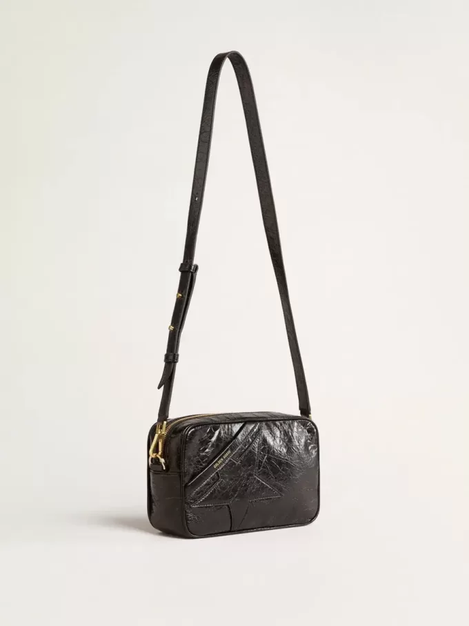 Borsa Star in pelle nera lucida con stella tono su tono Borsa Star in pelle nera lucida con stella tono su tono