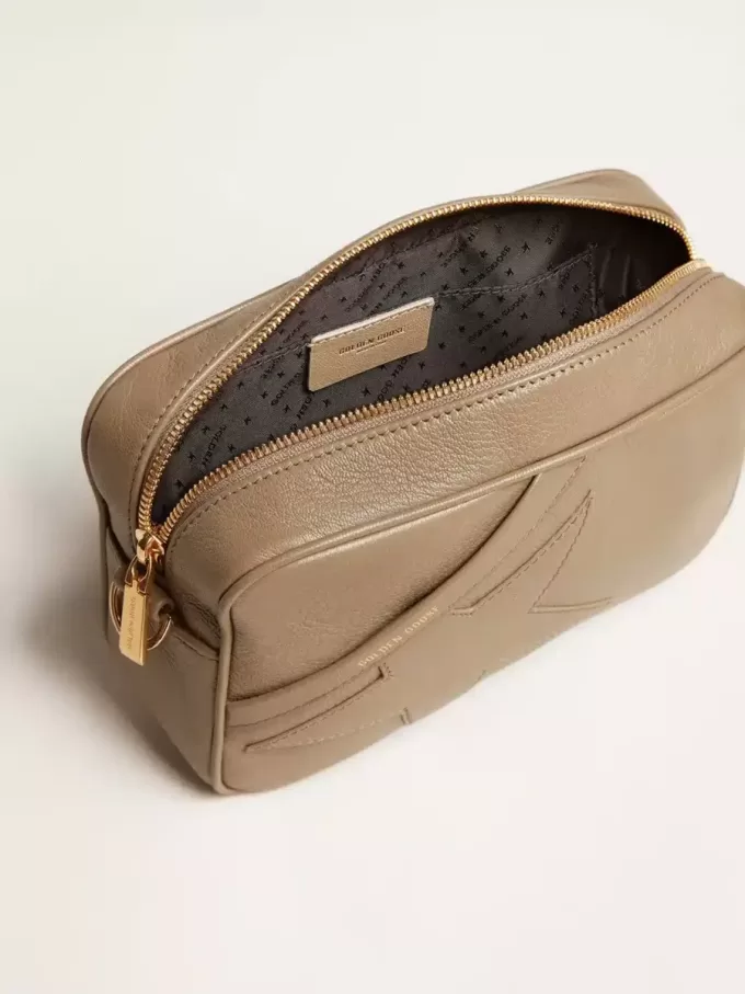 Borsa Star in pelle verde salvia con stella tono su tono Borsa Star in pelle verde salvia con stella tono su tono