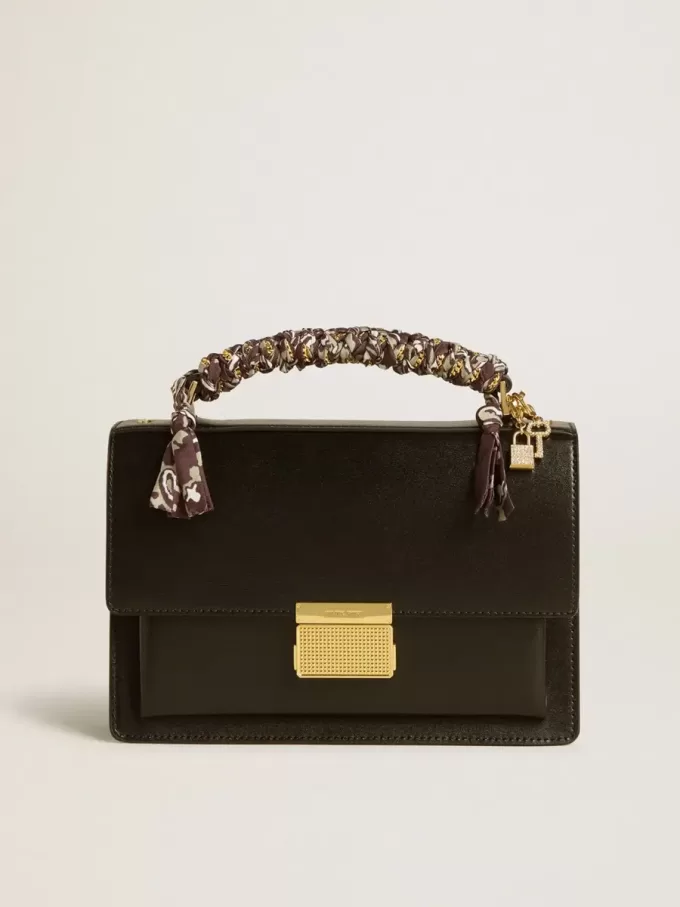 Borsa Venezia in pelle nera con sciarpa e doppio ciondolo Borsa Venezia in pelle nera con sciarpa e doppio ciondolo