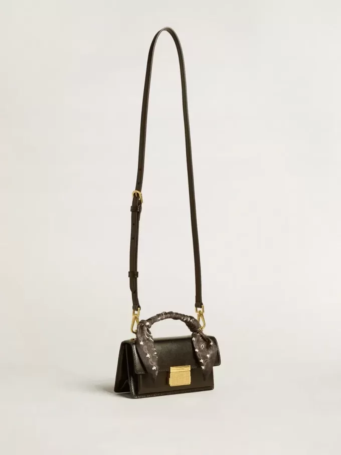 Borsa Venezia piccola in pelle nera bordata con foulard in seta